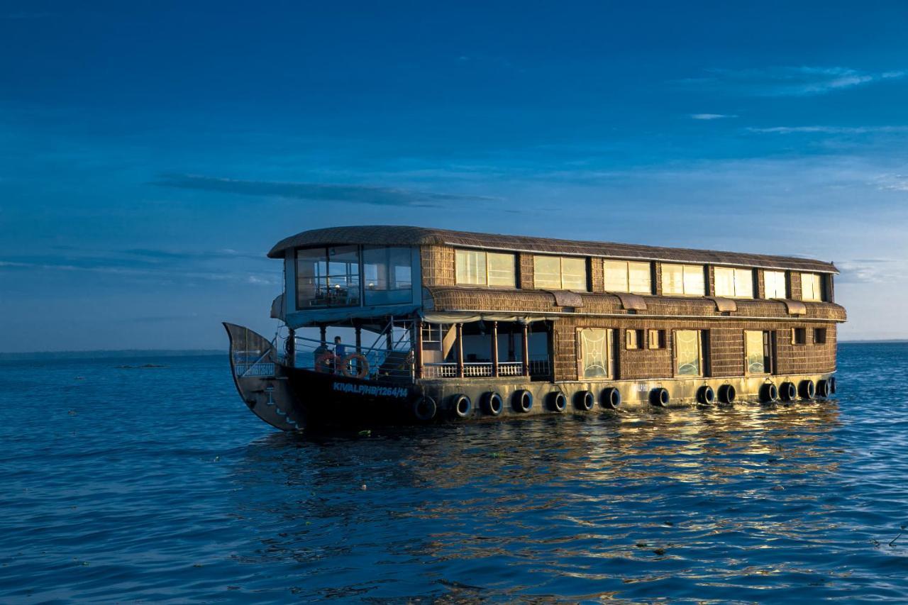 Harmony Houseboats Hotell Alappuzha Eksteriør bilde