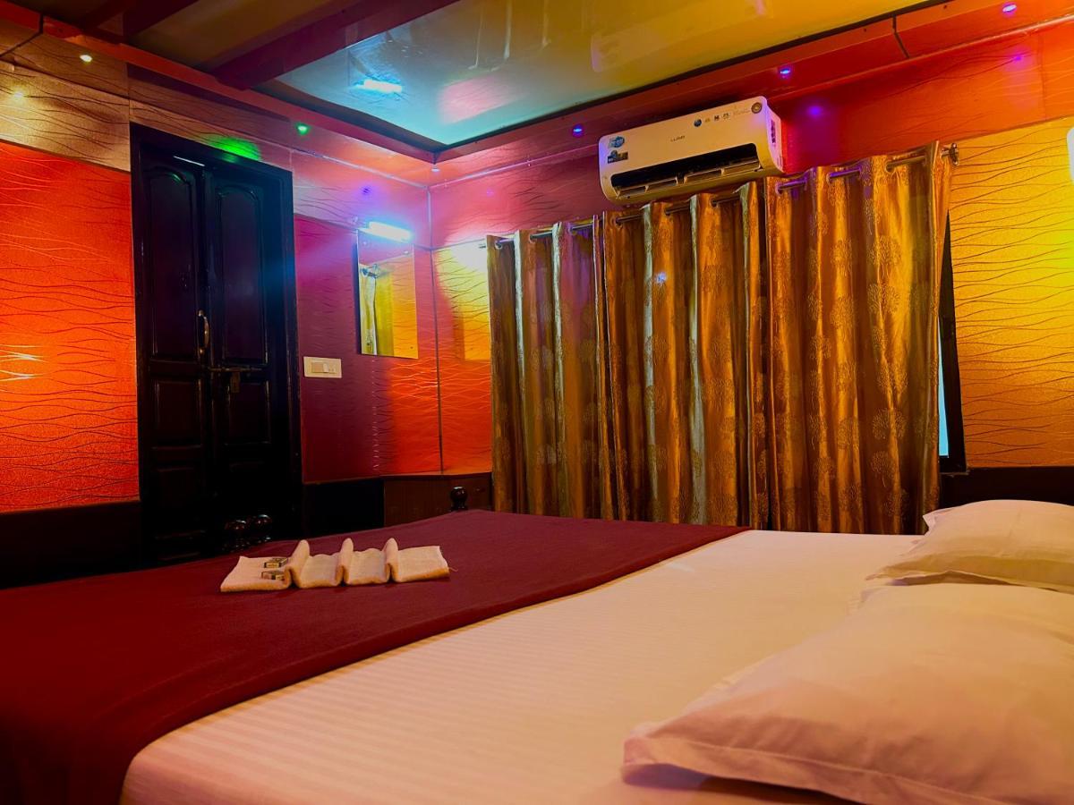 Harmony Houseboats Hotell Alappuzha Eksteriør bilde