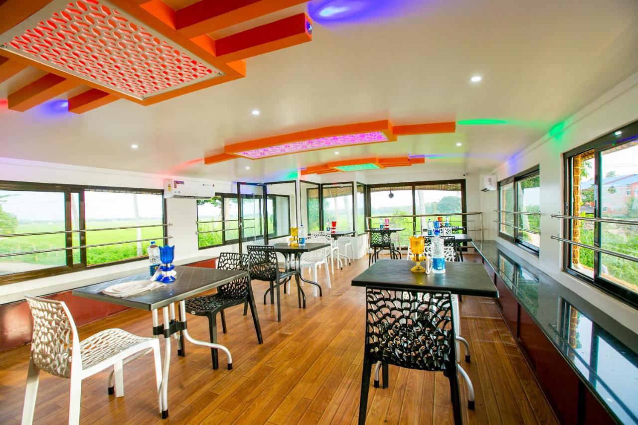 Harmony Houseboats Hotell Alappuzha Eksteriør bilde