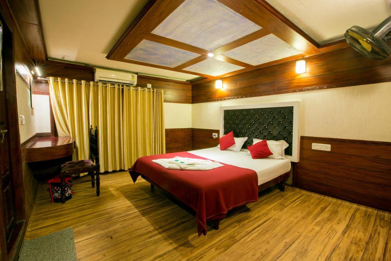Harmony Houseboats Hotell Alappuzha Eksteriør bilde